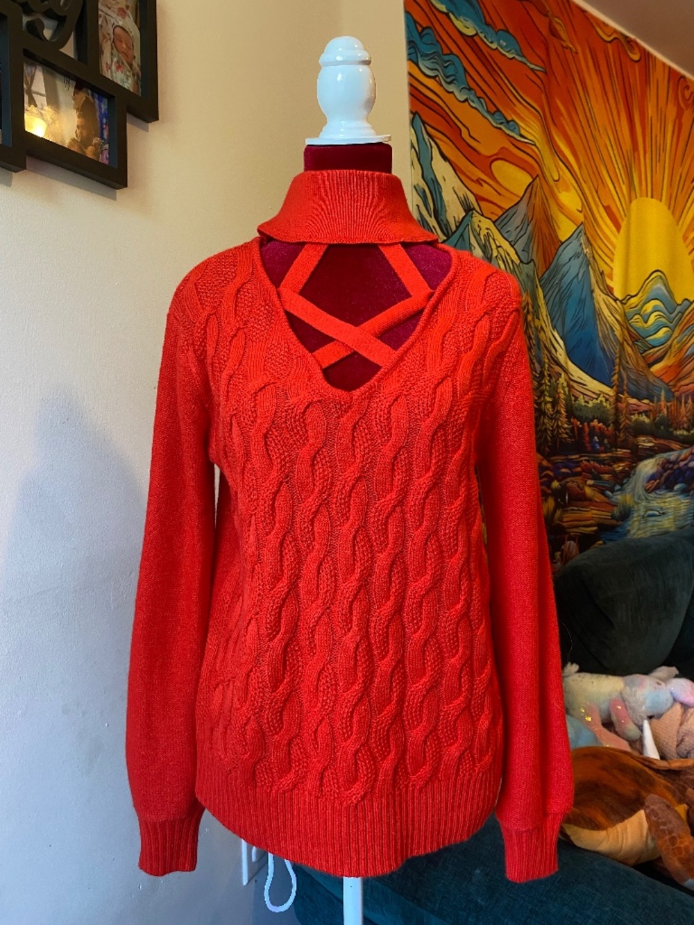 nwot red cable knit sweater with v-neck and strappy choker details